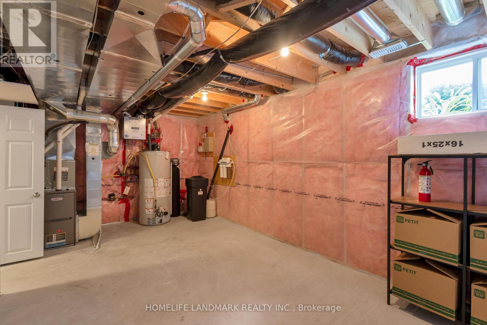 256 Falconridge Drive, Kitchener, Ontario N2K 0C5 - Photo 28 - X13443556