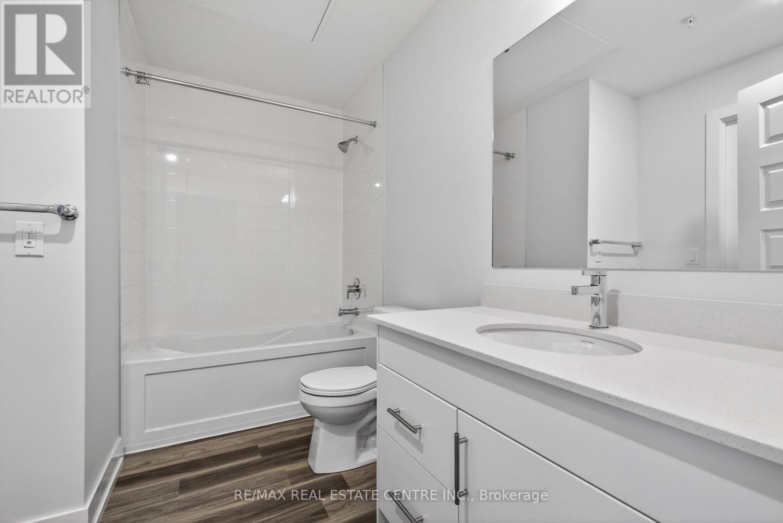 205 - 1100 Lackner Place, Kitchener, Ontario N2A 3R2 - Photo 11 - X13443620