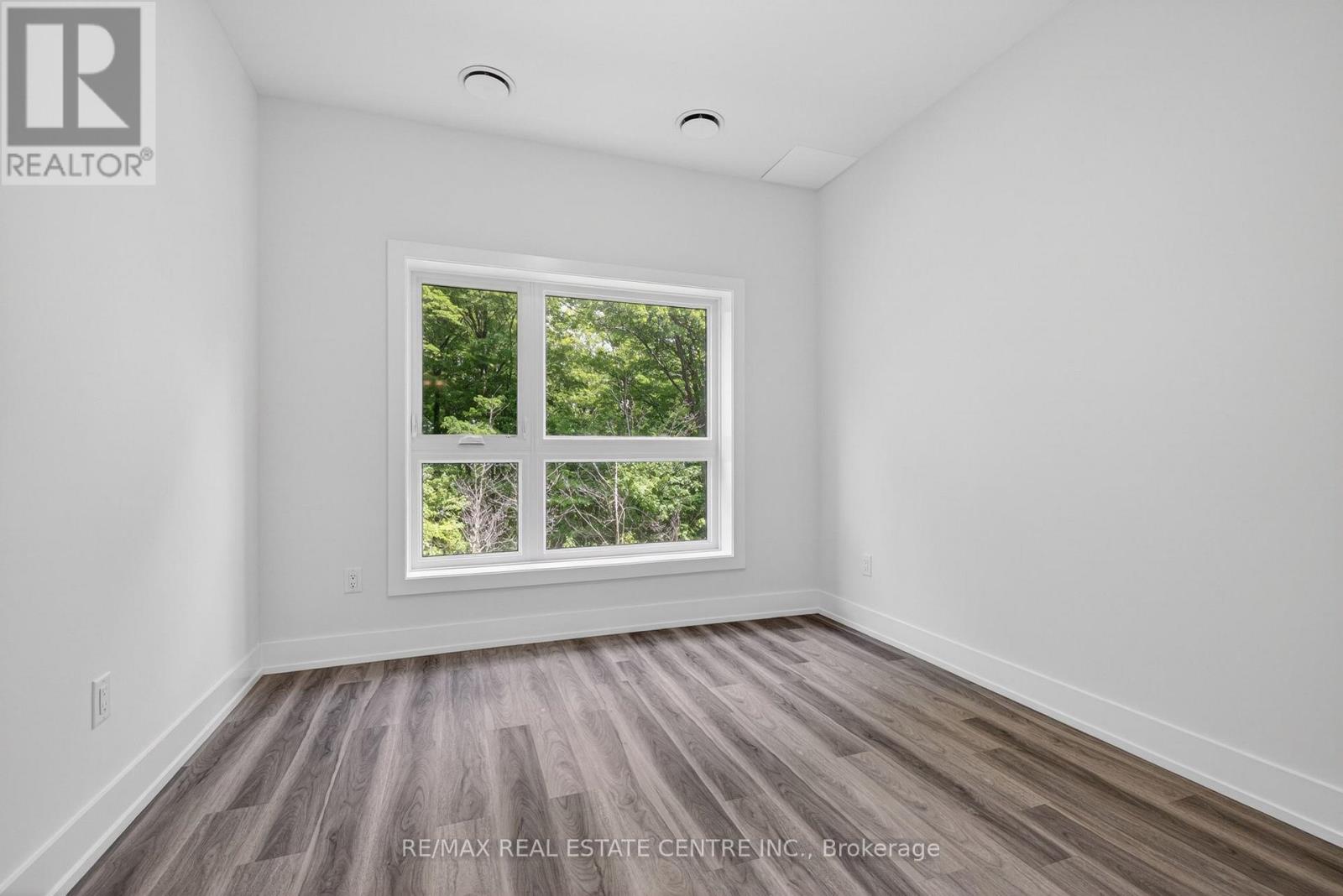 205 - 1100 Lackner Place, Kitchener, Ontario N2A 3R2 - Photo 9 - X13443620