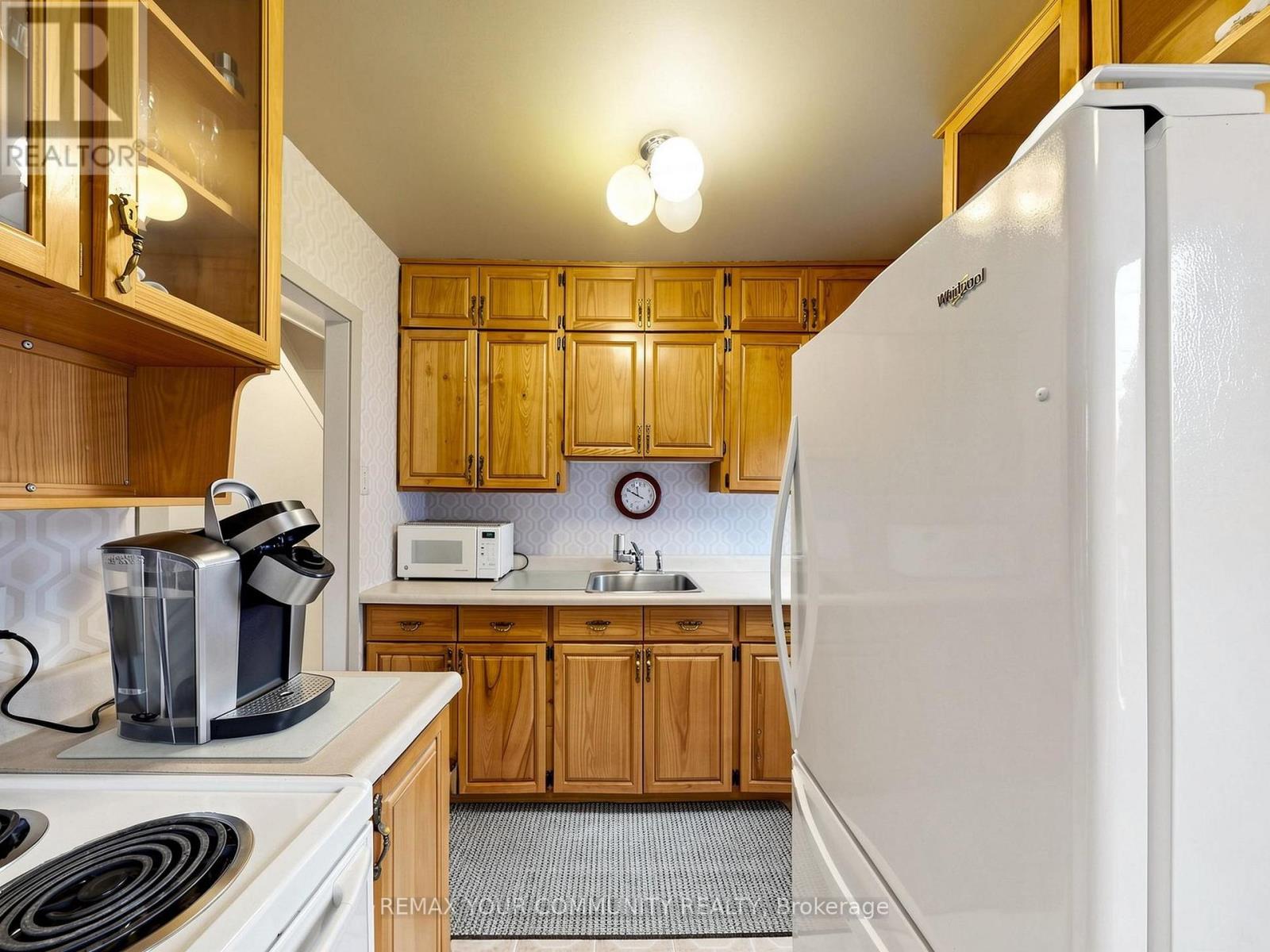 17 Colborne Street E, Kawartha Lakes, Ontario  K9V 1K2 - Photo 11 - X13443624