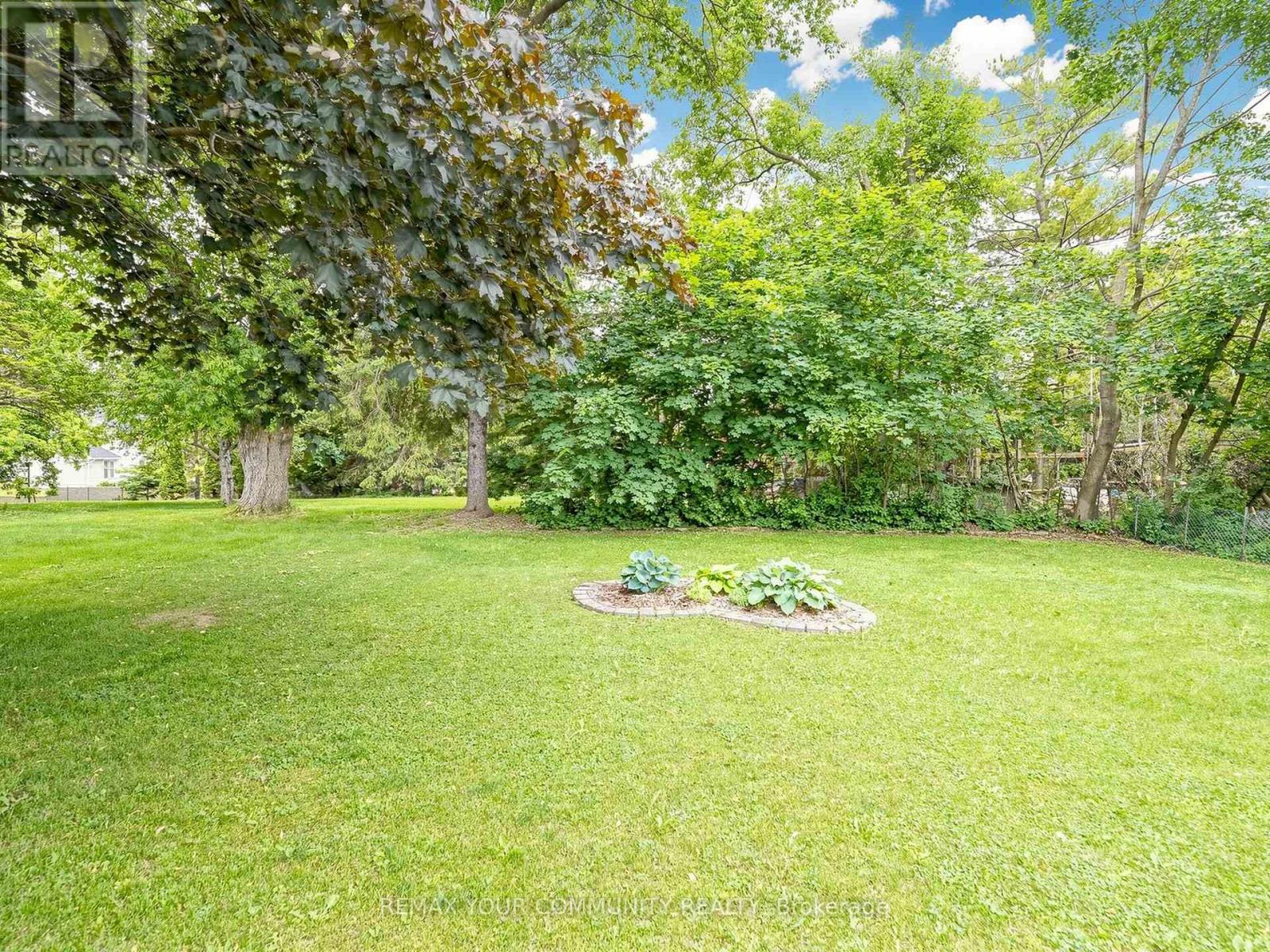 17 Colborne Street E, Kawartha Lakes, Ontario  K9V 1K2 - Photo 44 - X13443624