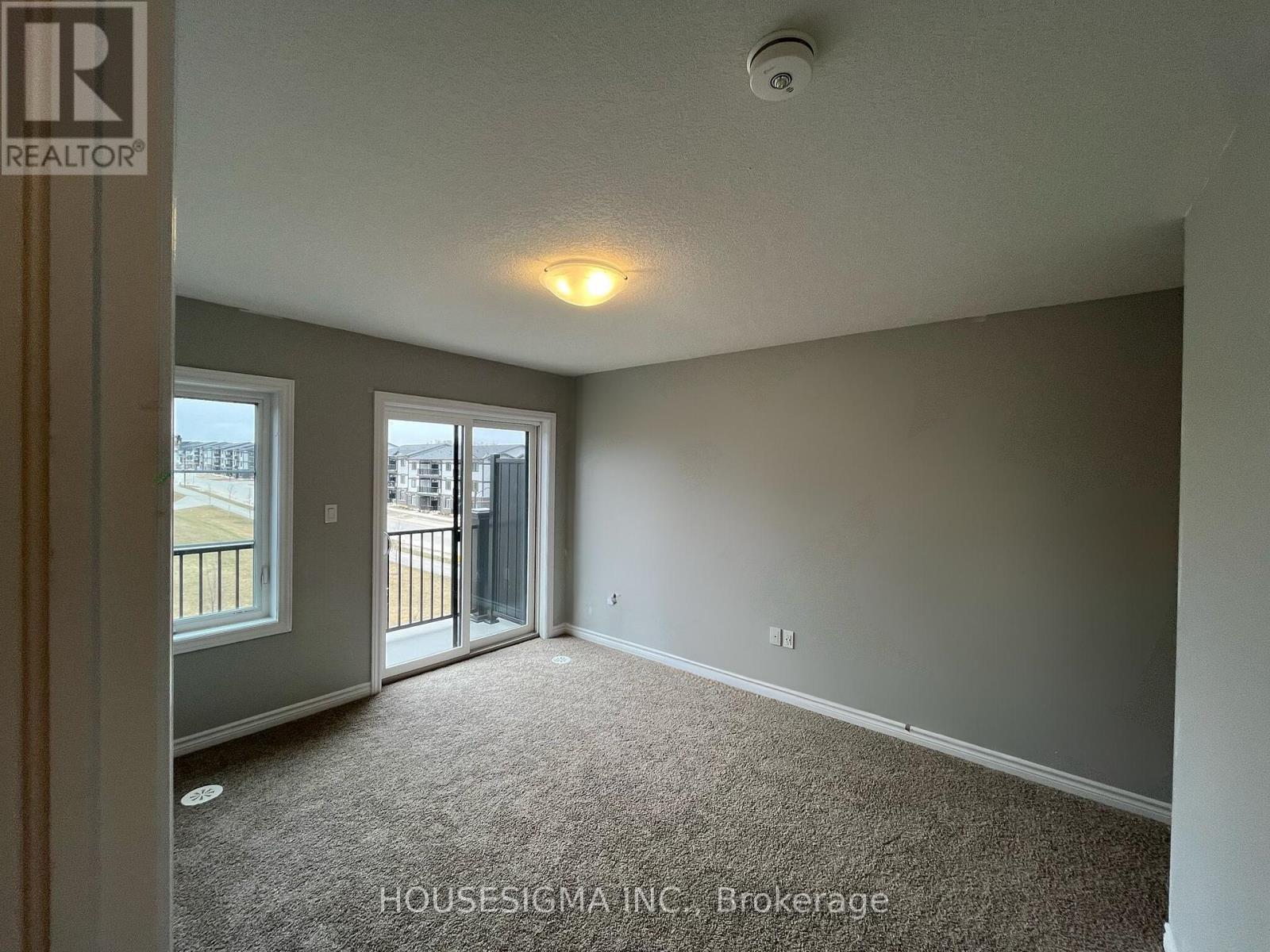 8 Lomond Lane, Kitchener, Ontario  N2R 0T6 - Photo 10 - X13443692