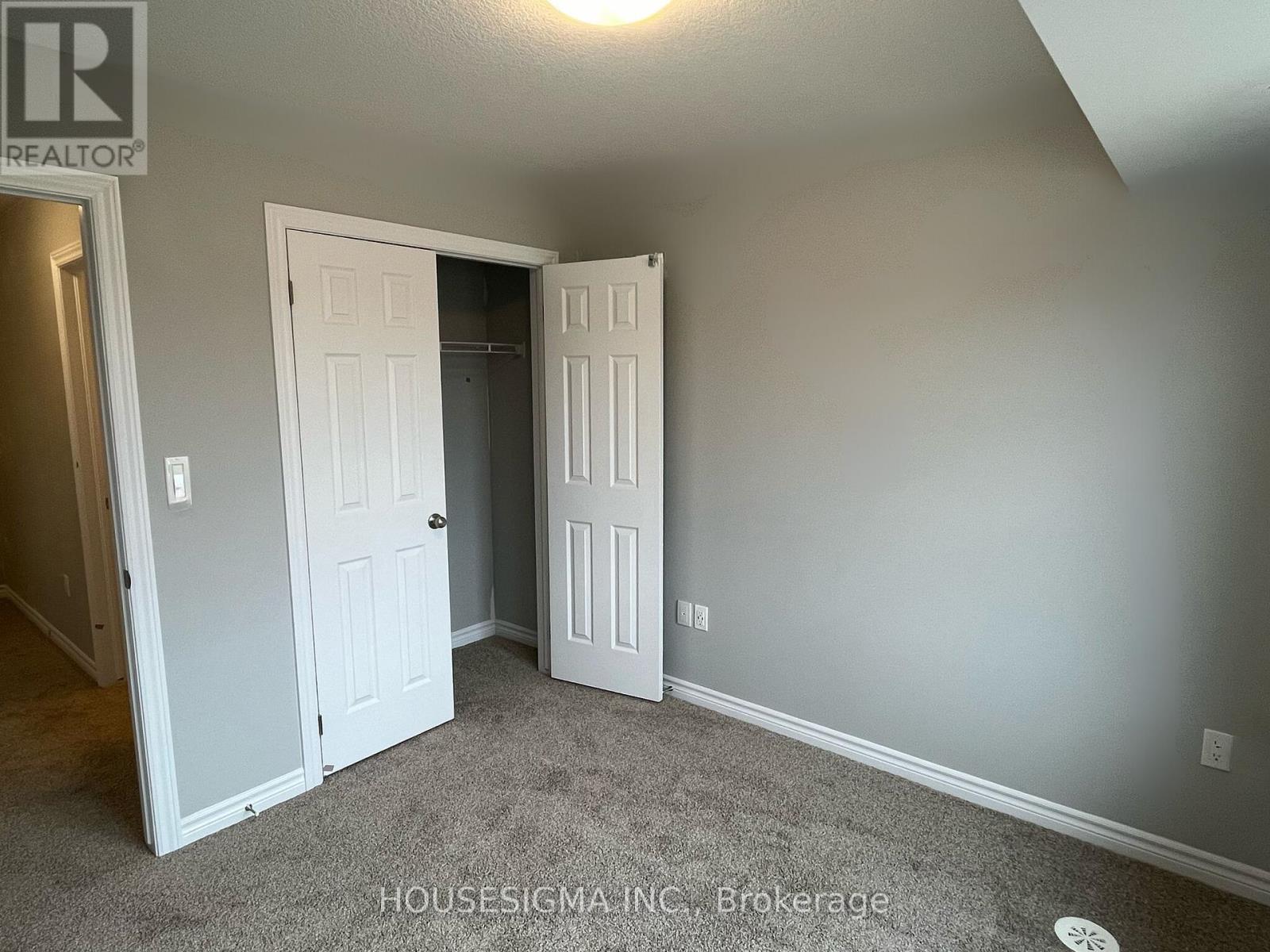 8 Lomond Lane, Kitchener, Ontario  N2R 0T6 - Photo 6 - X13443692