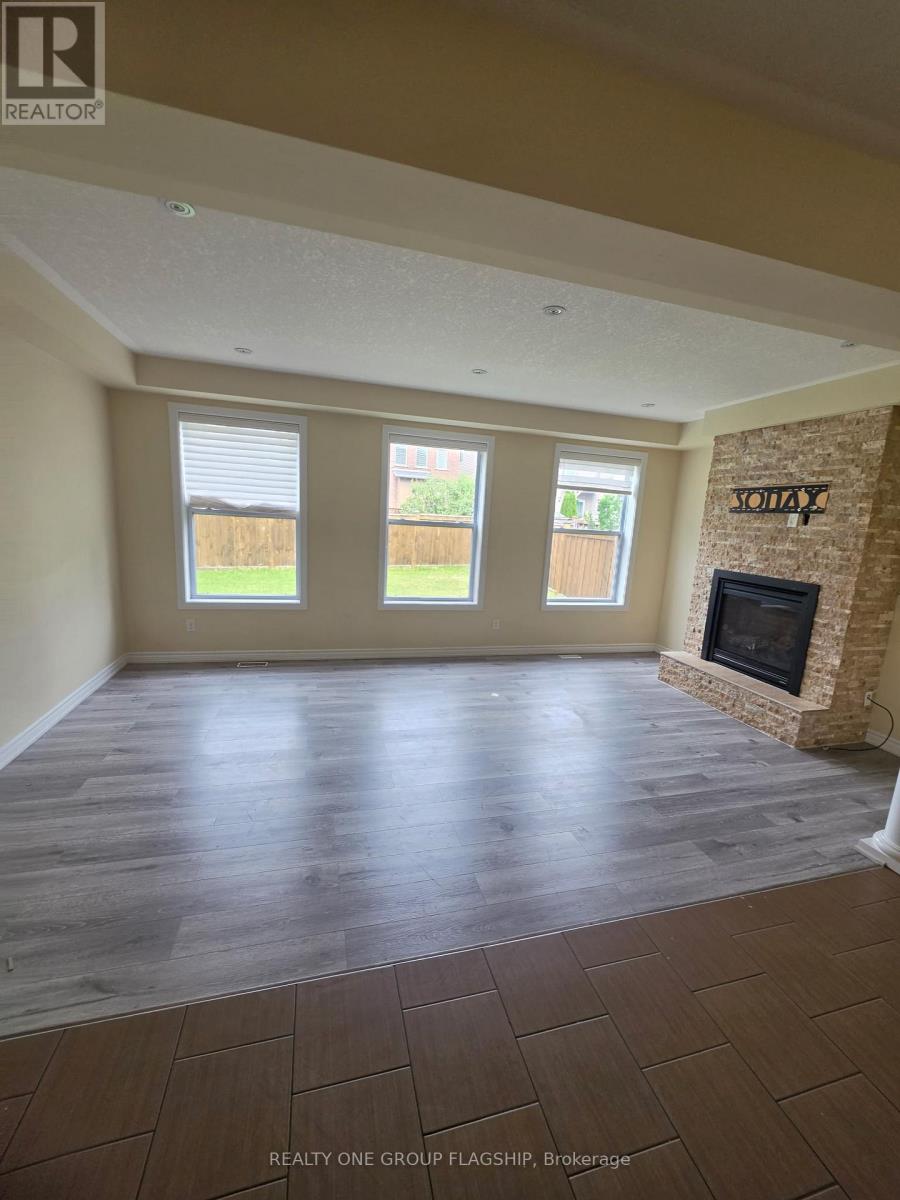 Main - Upper Floors - 218 Tremaine Crescent, Kitchener, Ontario  N2A 4L9 - Photo 12 - X13443714