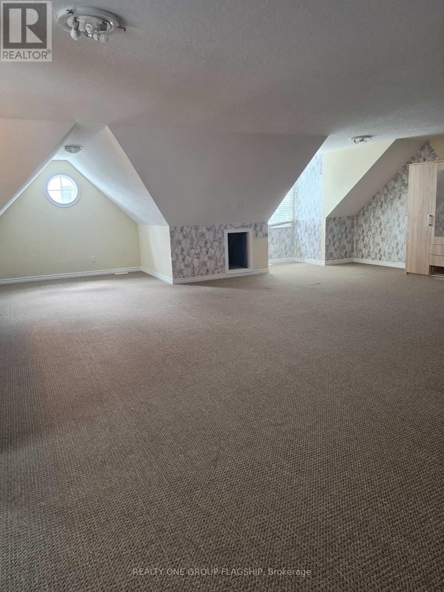 Main - Upper Floors - 218 Tremaine Crescent, Kitchener, Ontario  N2A 4L9 - Photo 17 - X13443714