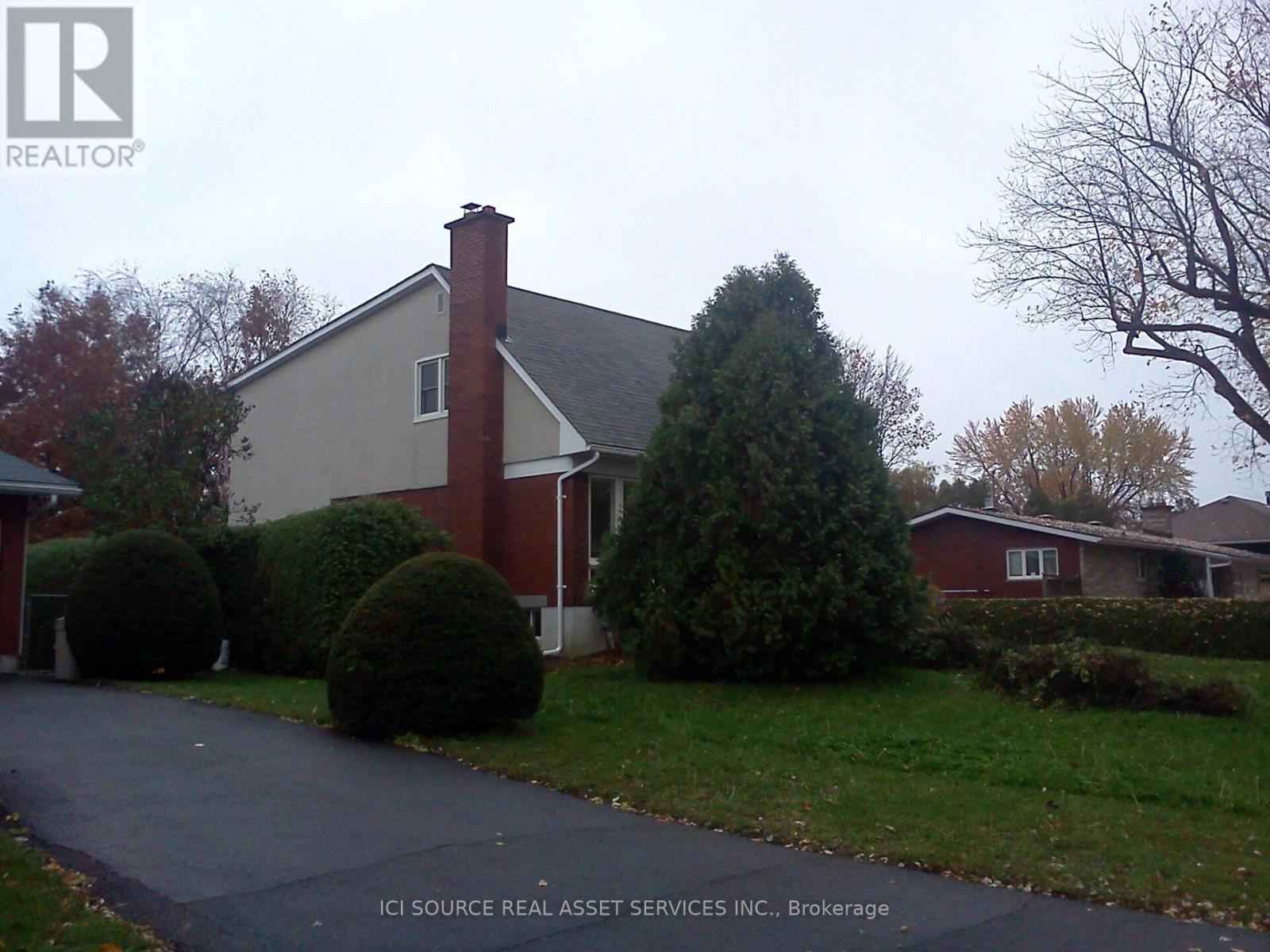 30 Sunnycrest Drive, Ottawa, Ontario  K2E 5Y2 - Photo 4 - X13443718