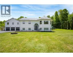 47 Tourist Bureau Road, Woodstock, New Brunswick