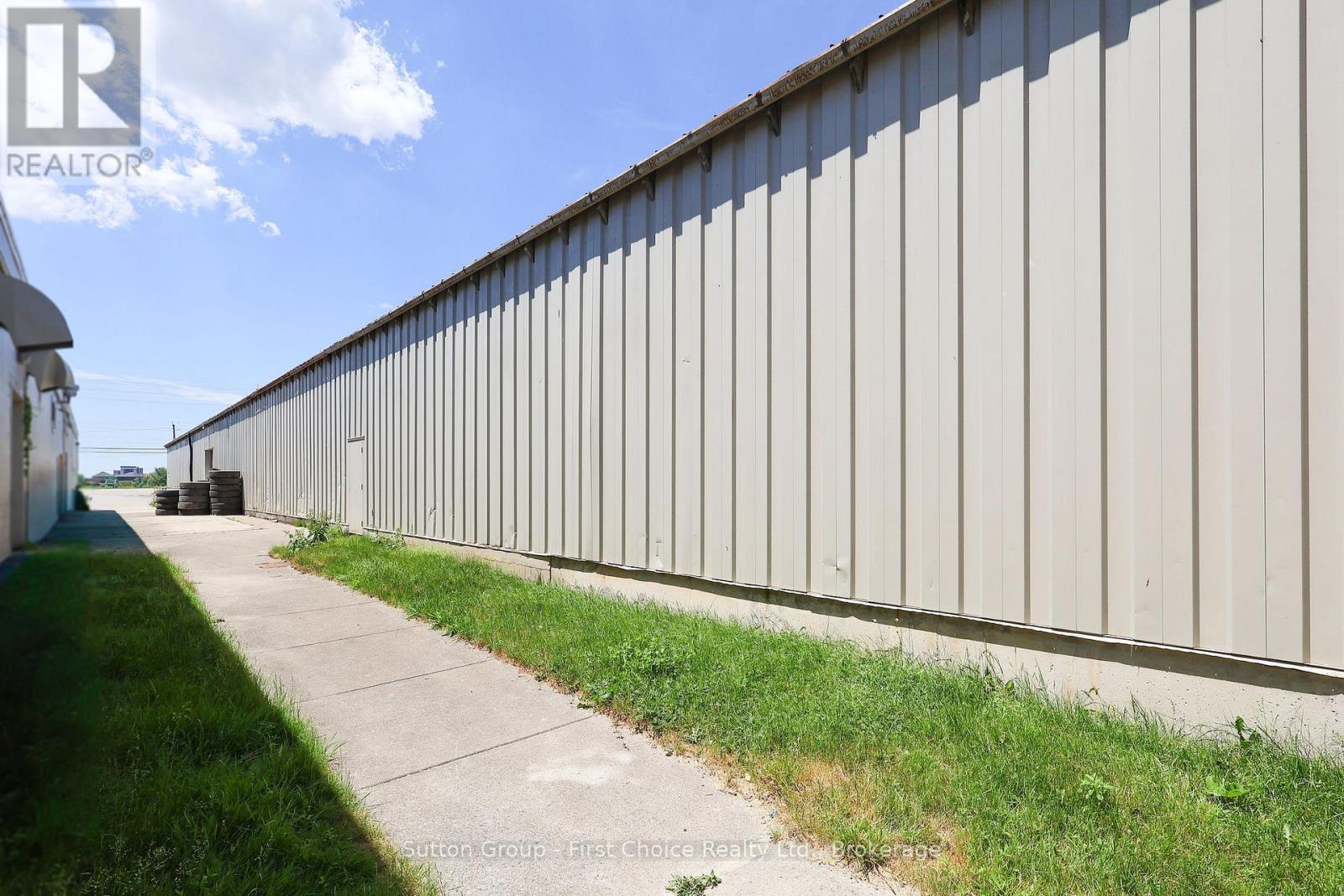 Building B - 3330 White Oak Road, London South (South W), Ontario  N6E 1L8 - Photo 6 - X13443802
