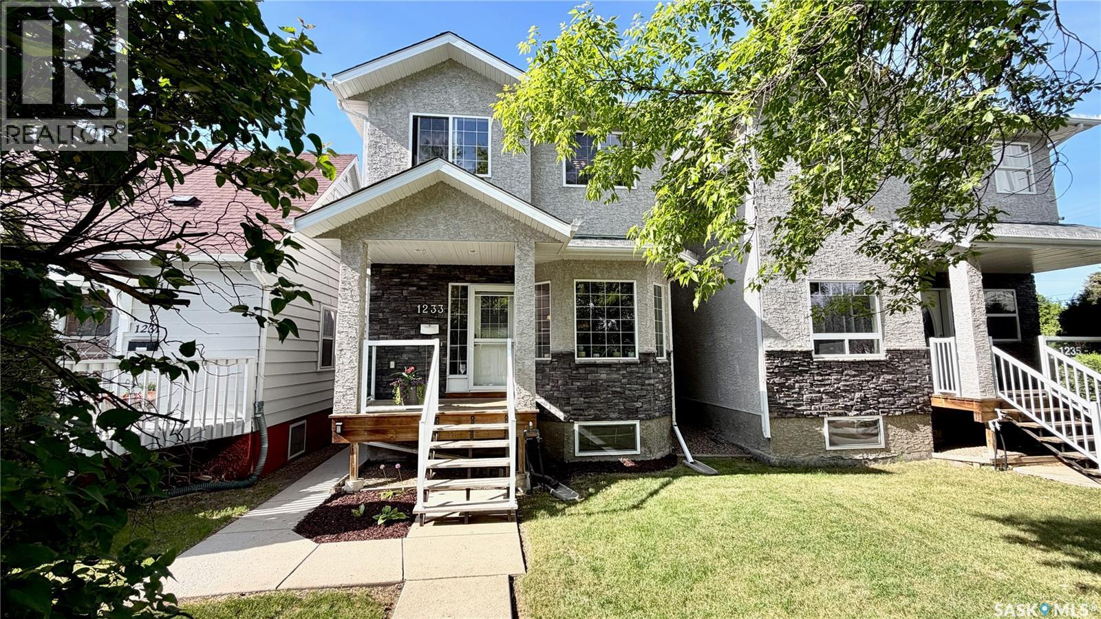 1233 13th STREET E, Saskatoon, Saskatchewan