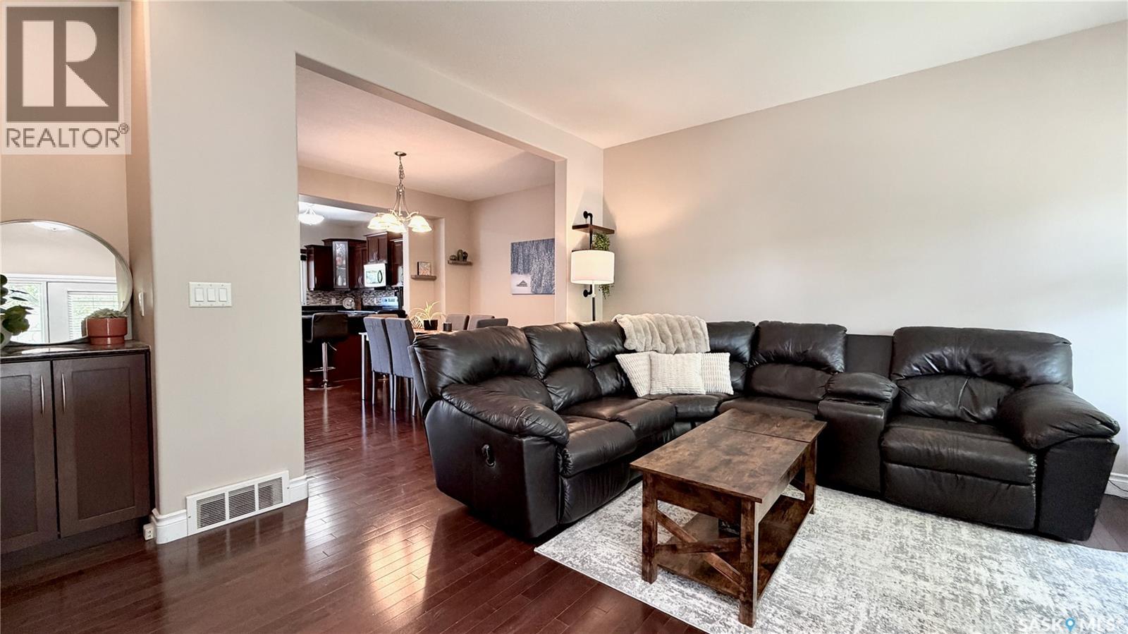1233 13th Street E, Saskatoon, Saskatchewan  S7H 0C3 - Photo 5 - SK039363