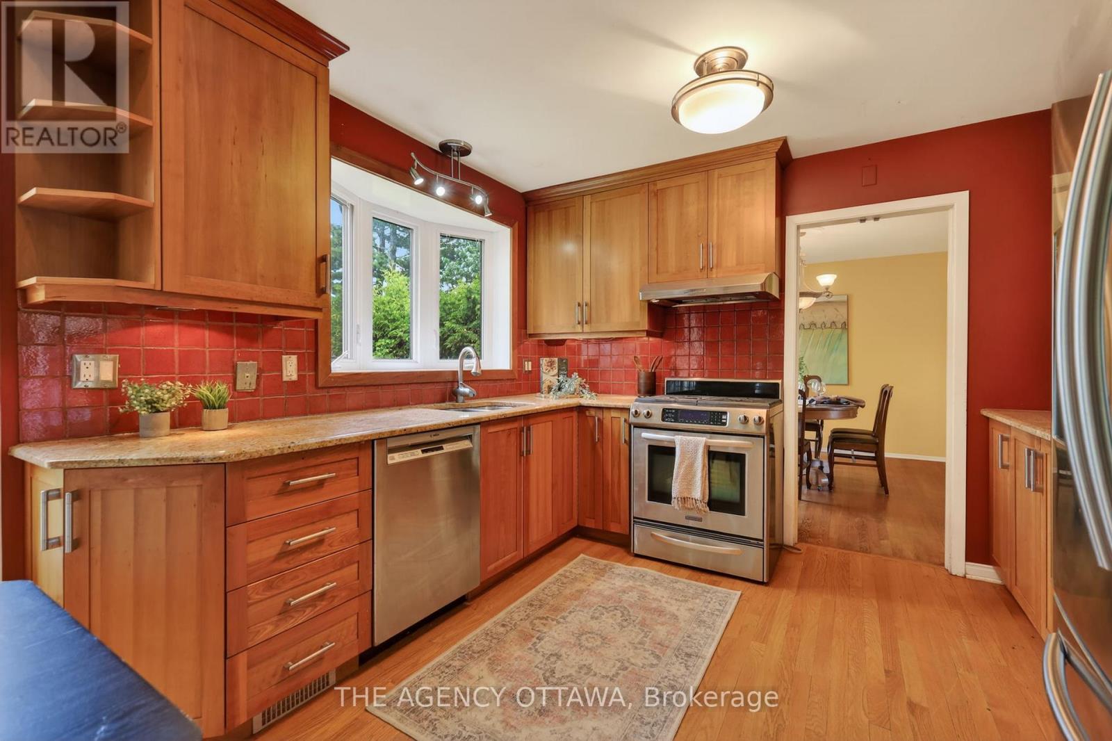 1681 Amberdale Crescent, Ottawa, Ontario  K1H 7B2 - Photo 15 - X13443844