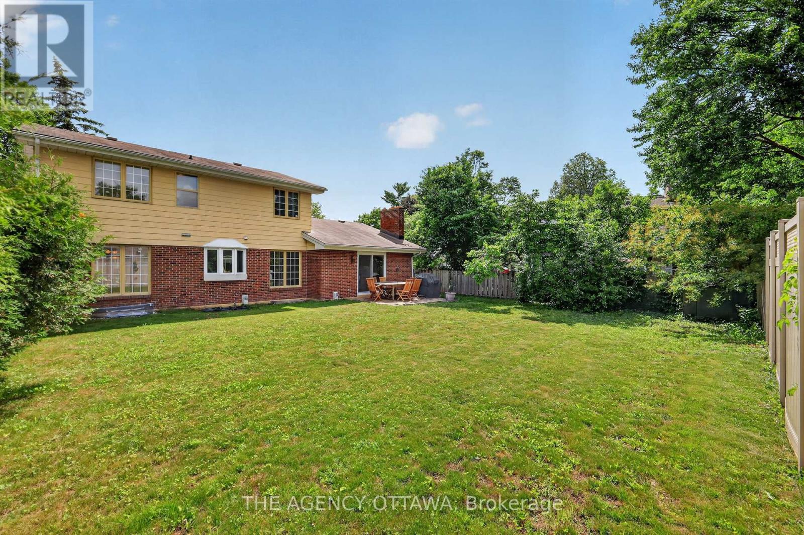 1681 Amberdale Crescent, Ottawa, Ontario  K1H 7B2 - Photo 47 - X13443844