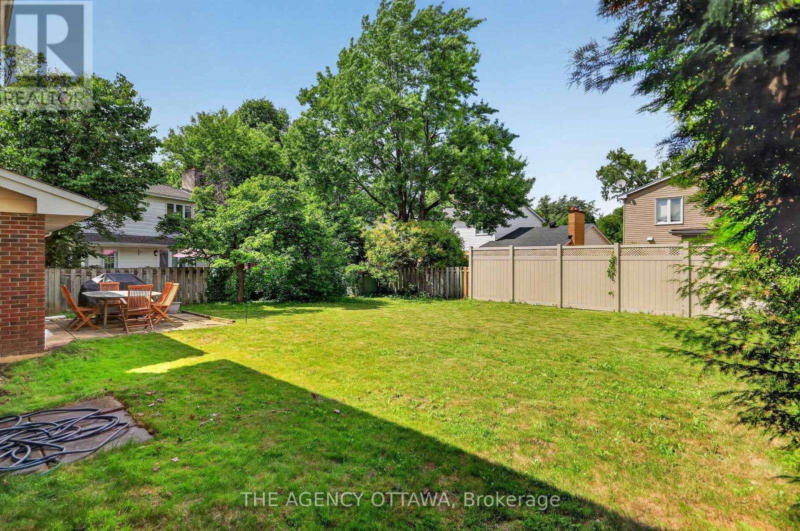 1681 Amberdale Crescent, Ottawa, Ontario  K1H 7B2 - Photo 49 - X13443844
