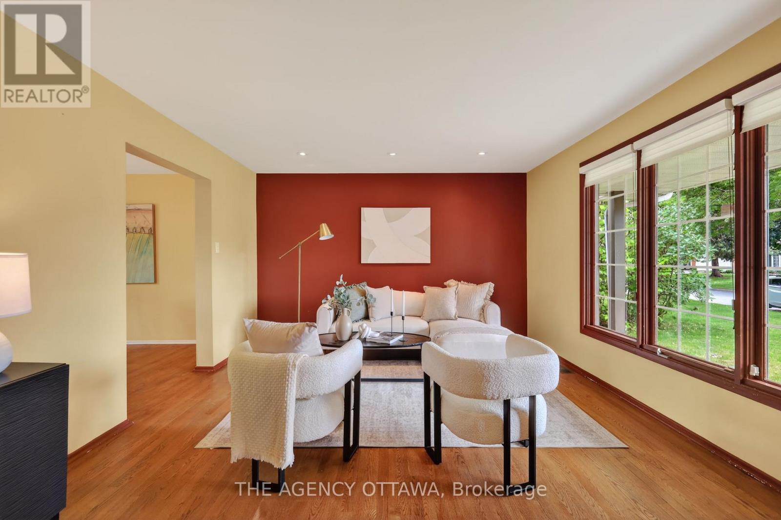 1681 Amberdale Crescent, Ottawa, Ontario  K1H 7B2 - Photo 6 - X13443844