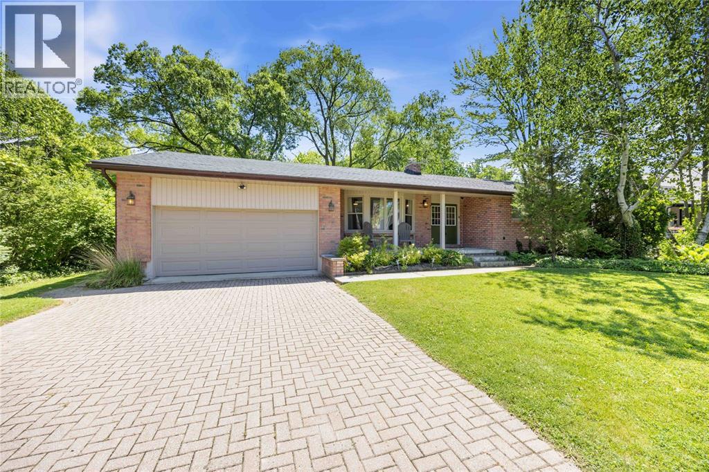 9648 WAKEFIELD STREET Lambton Shores Ontario Canada N0N1J2 2