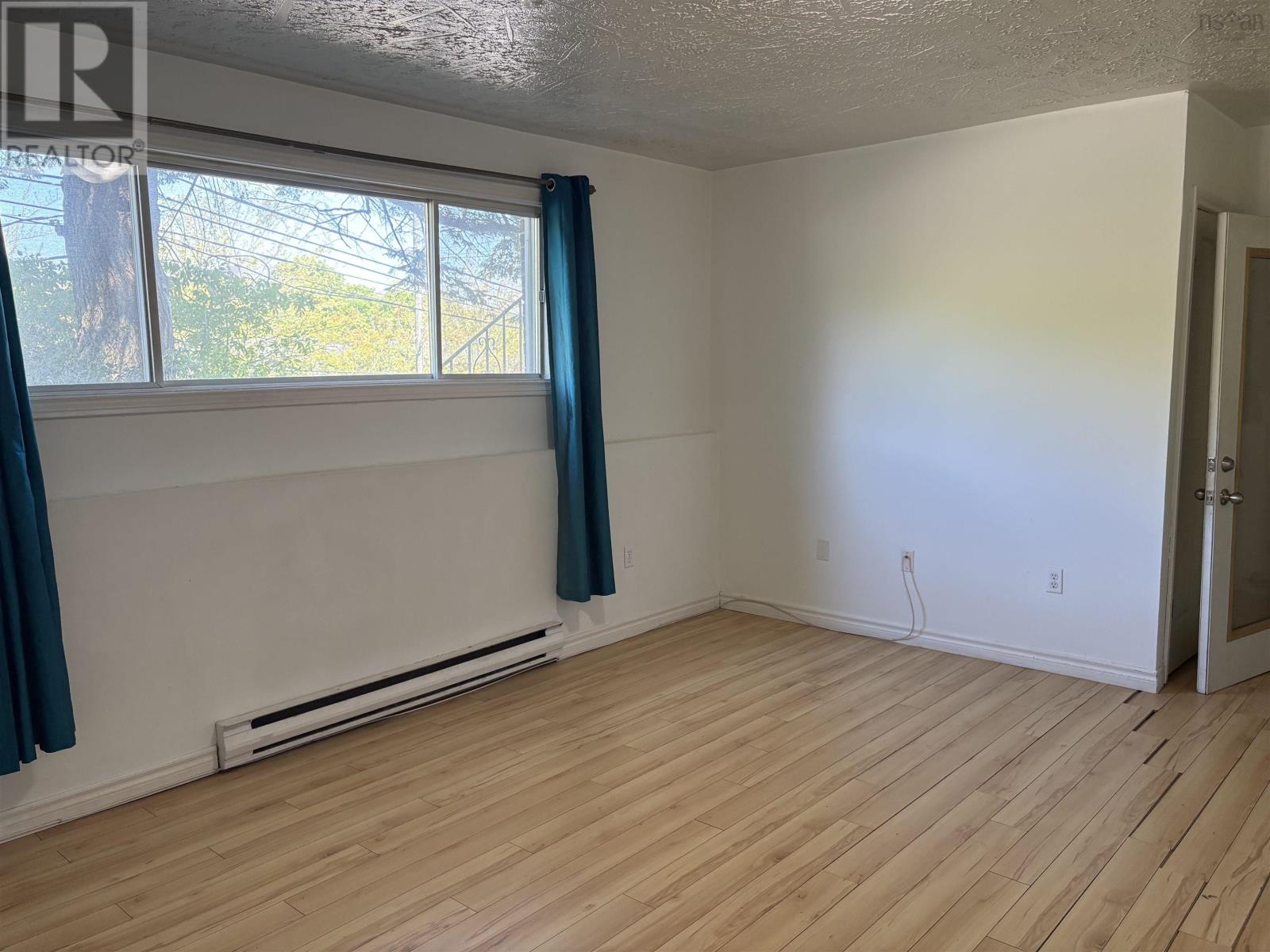 562 St. Margarets Bay Road, Halifax, Nova Scotia  B3N 1K7 - Photo 22 - 202610742