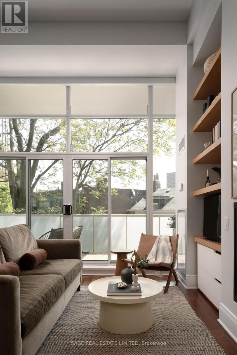 210 - 437 Roncesvalles Avenue, Toronto, Ontario  M6R 3B9 - Photo 3 - W13415390