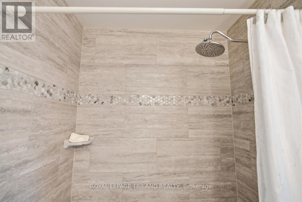 1239 Addison Drive, London East, Ontario  N5V 2N8 - Photo 17 - X13443868