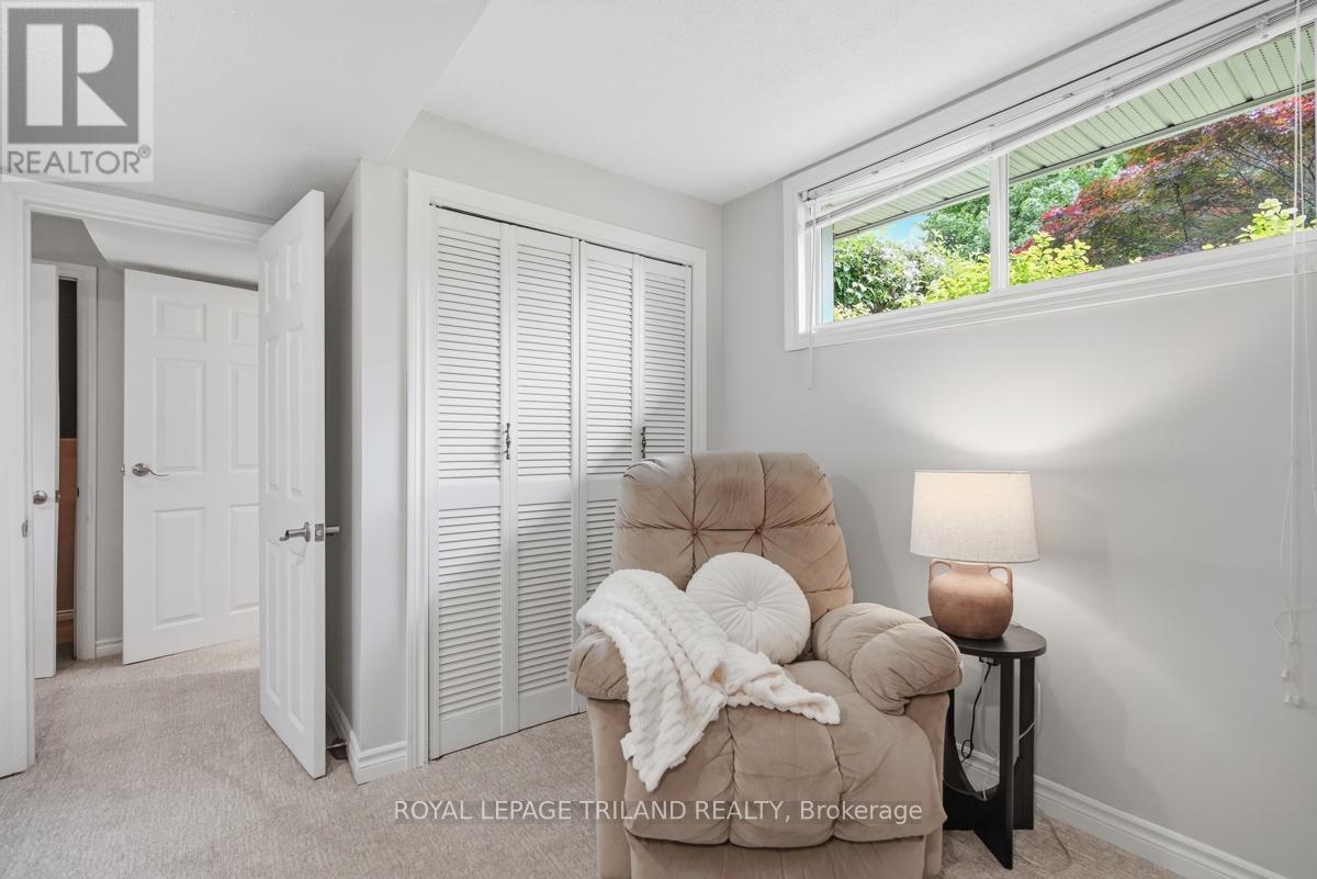1239 Addison Drive, London East, Ontario  N5V 2N8 - Photo 27 - X13443868