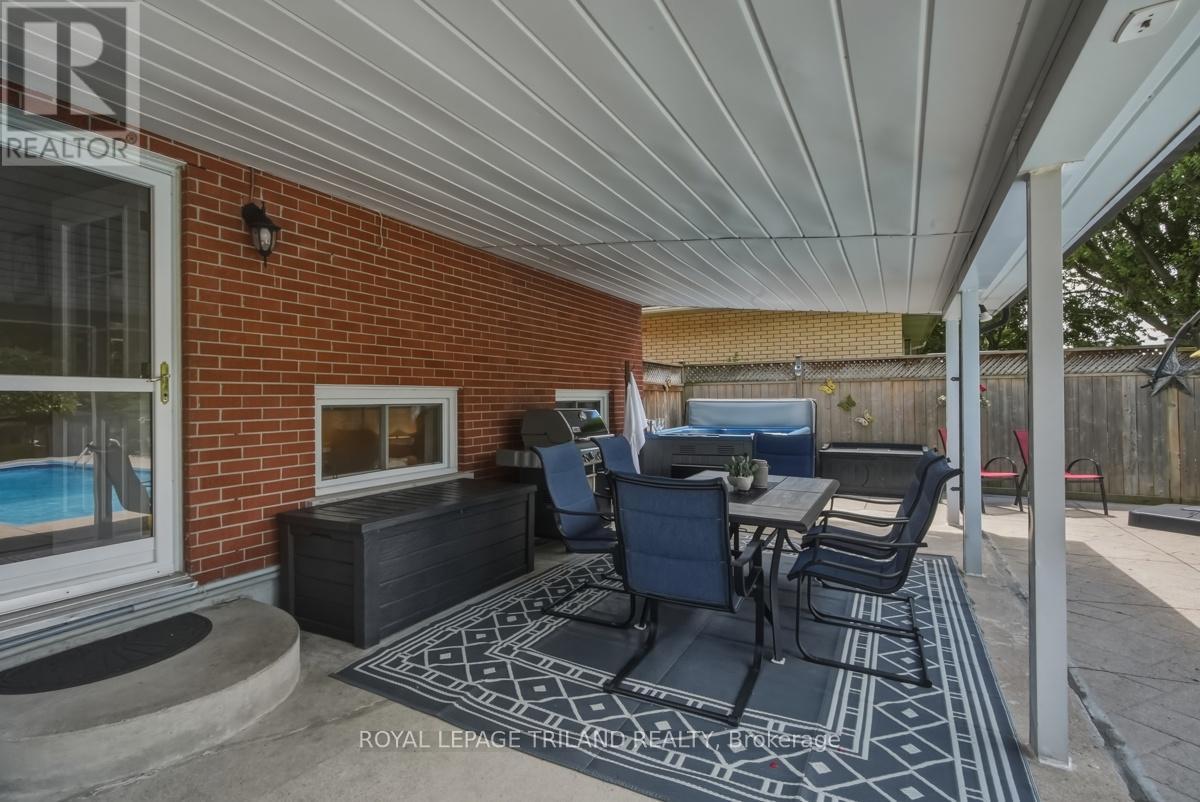 1239 Addison Drive, London East, Ontario  N5V 2N8 - Photo 35 - X13443868