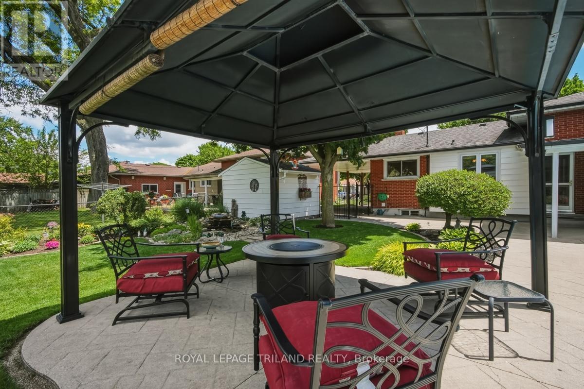 1239 Addison Drive, London East, Ontario  N5V 2N8 - Photo 37 - X13443868