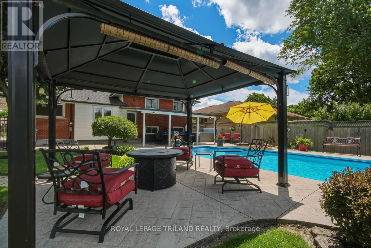 1239 Addison Drive, London East, Ontario  N5V 2N8 - Photo 38 - X13443868