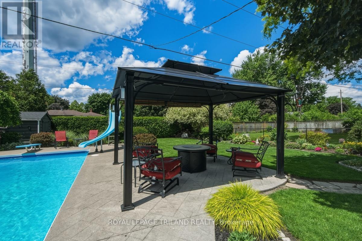 1239 Addison Drive, London East, Ontario  N5V 2N8 - Photo 39 - X13443868