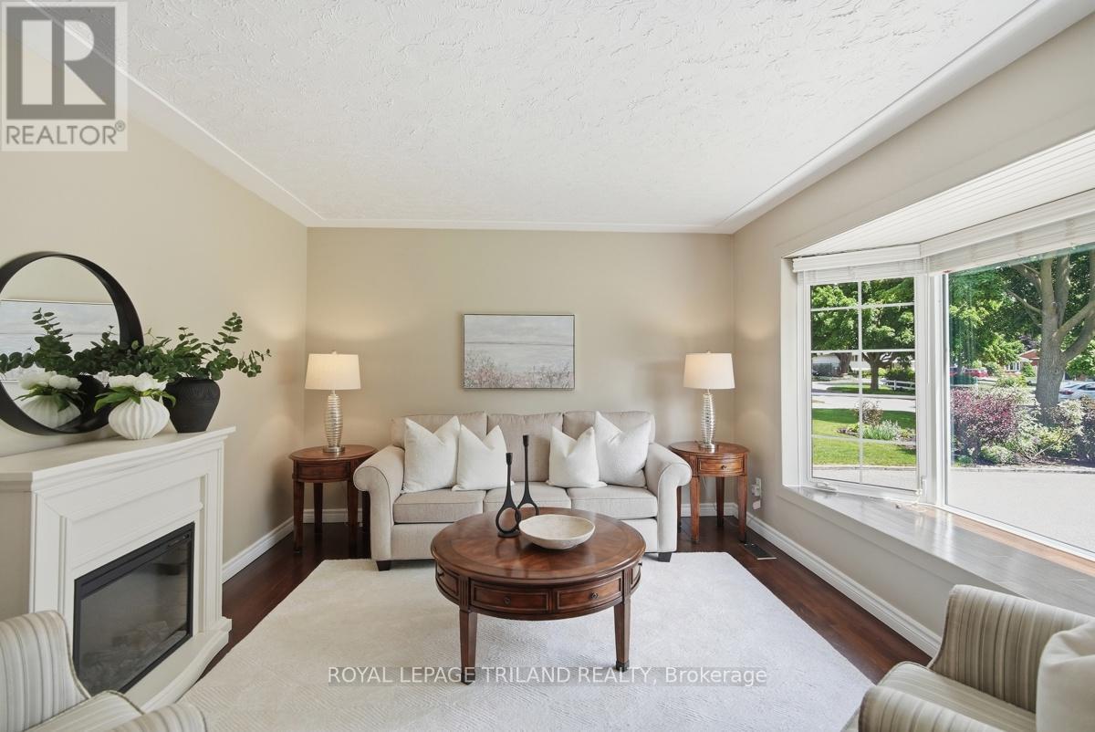 1239 Addison Drive, London East, Ontario  N5V 2N8 - Photo 6 - X13443868