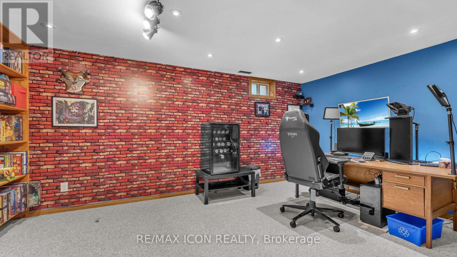 158 Broadway Street, North Middlesex, Ontario  N0M 2K0 - Photo 25 - X13443900