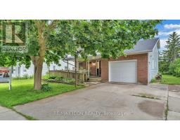 158 BROADWAY STREET, North Middlesex, Ontario
