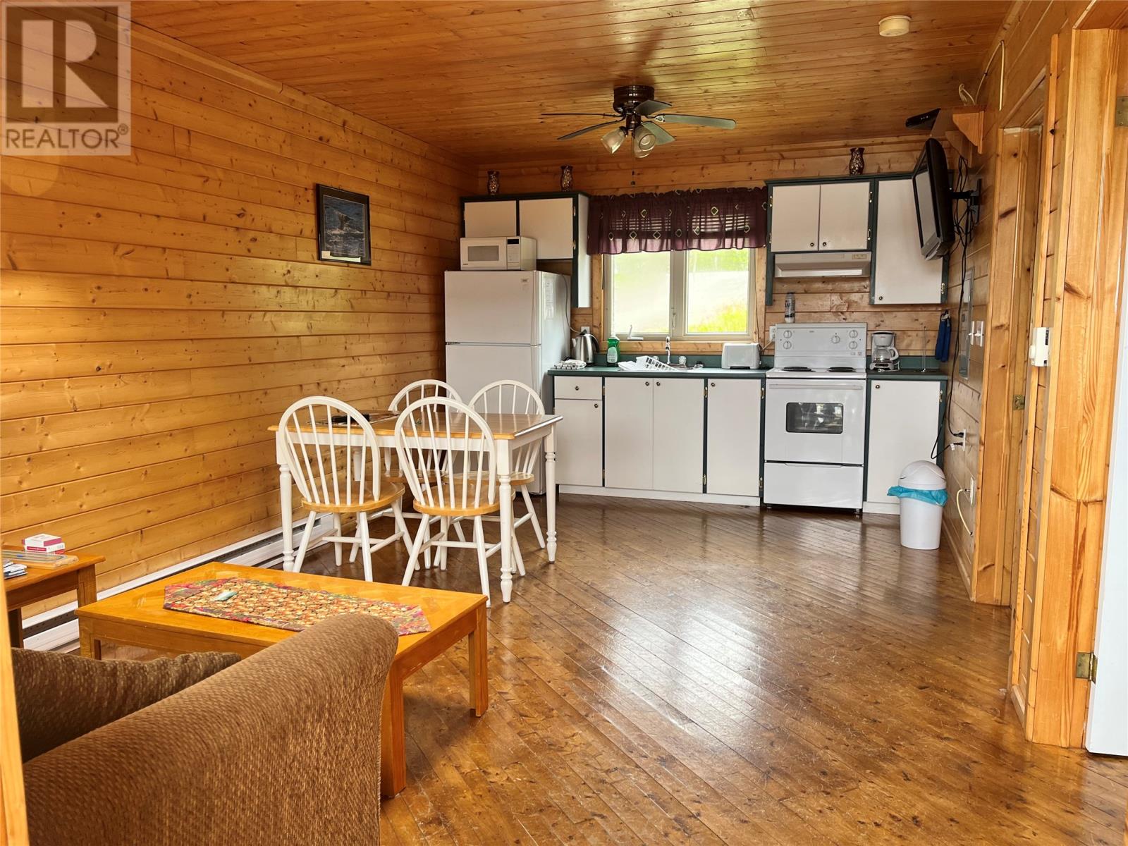 490 A Gillingham Avenue, Norris Arm, Newfoundland & Labrador  A0G 3M0 - Photo 11 - 1298154