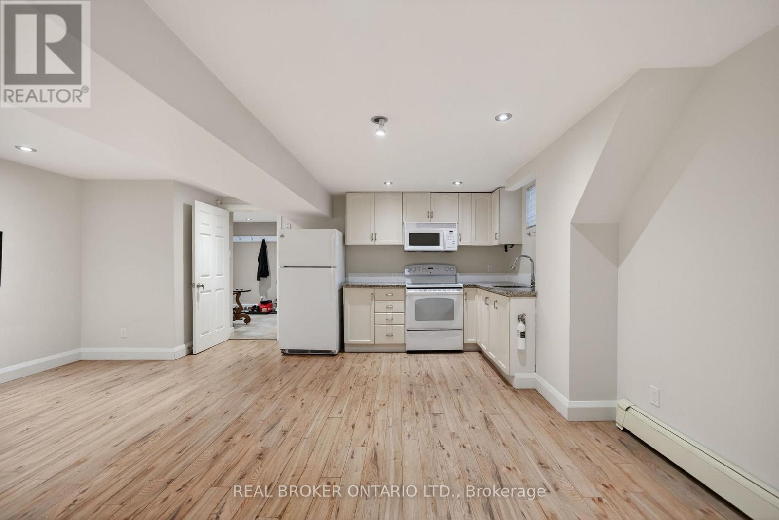 9 Graham Avenue, Ottawa, Ontario  K1S 0B6 - Photo 33 - X13443854