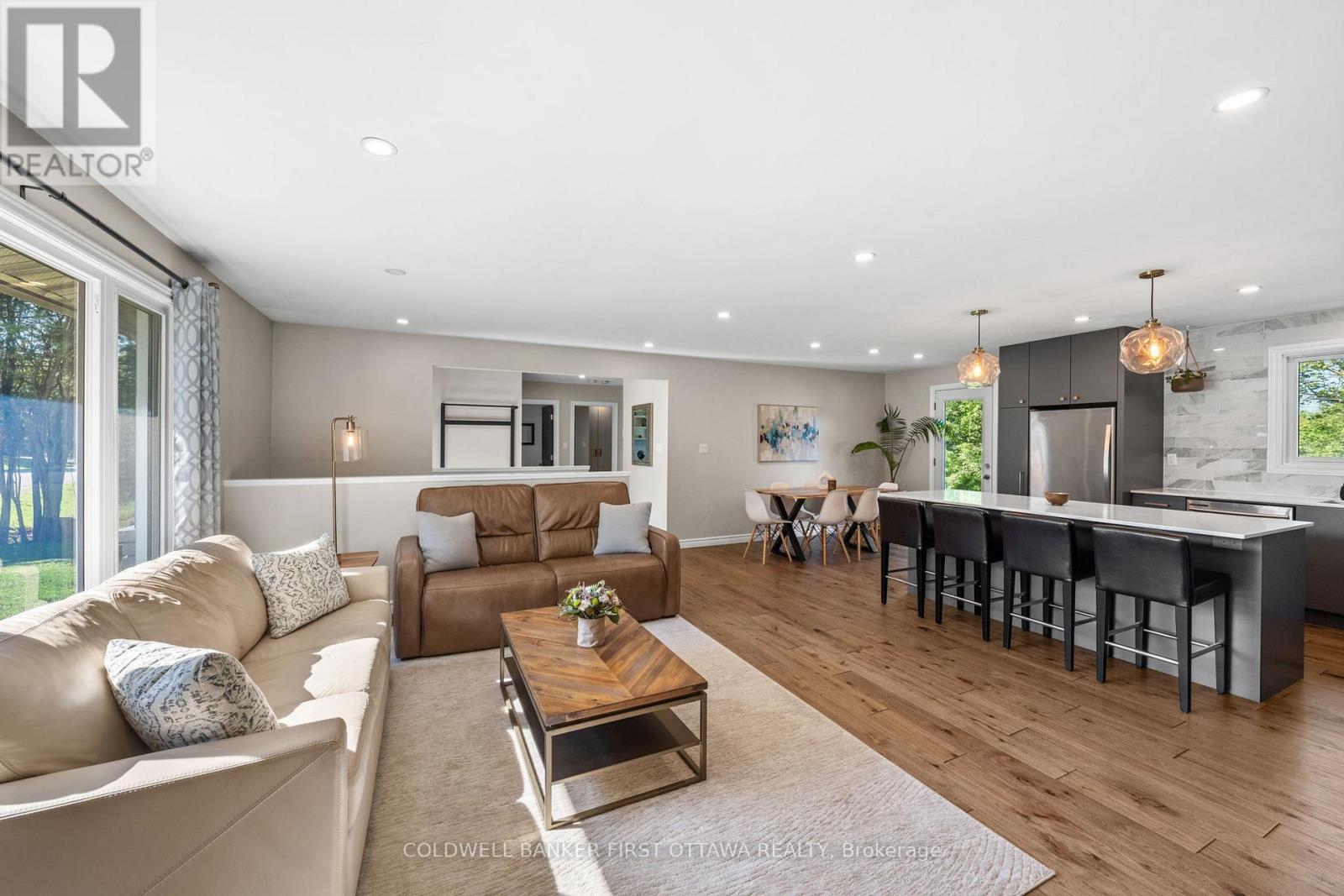 5276 Hillcrest Drive, Ottawa, Ontario  K4M 1E9 - Photo 10 - X13443932