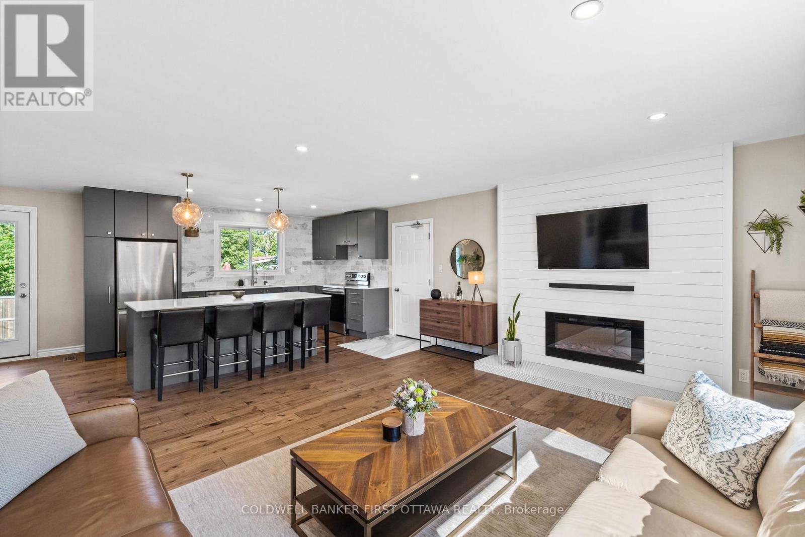 5276 Hillcrest Drive, Ottawa, Ontario  K4M 1E9 - Photo 12 - X13443932