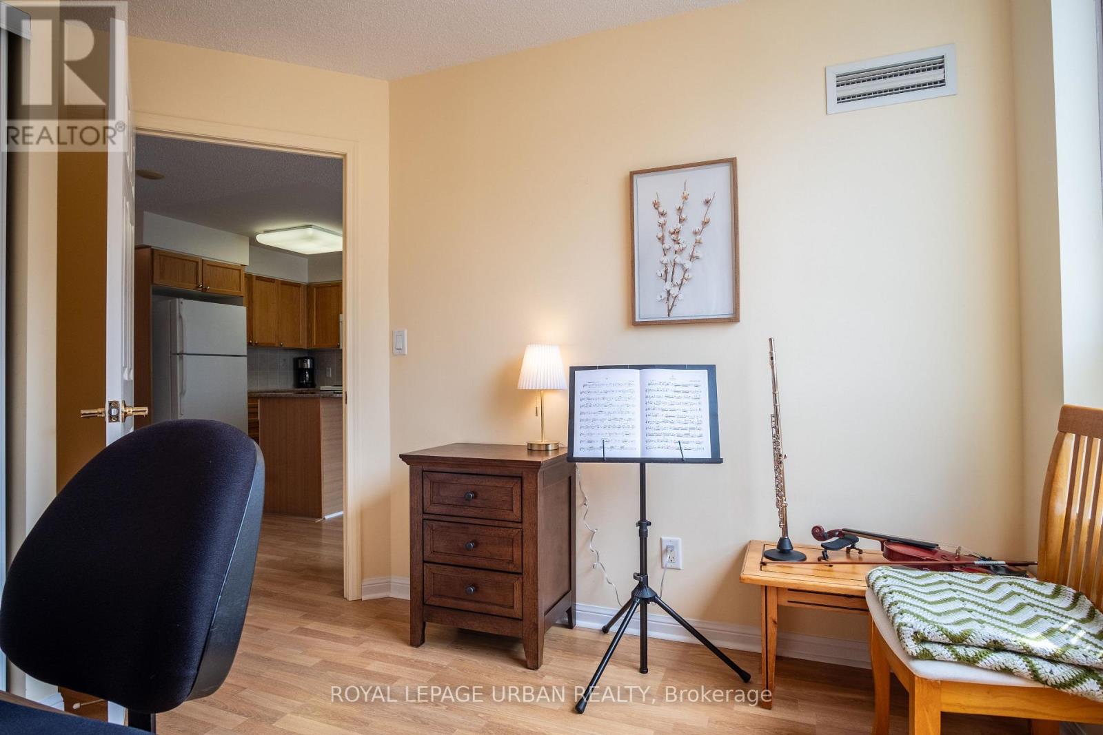 201 - 5940 Yonge Street, Toronto, Ontario  M2M 4M6 - Photo 17 - C13443896