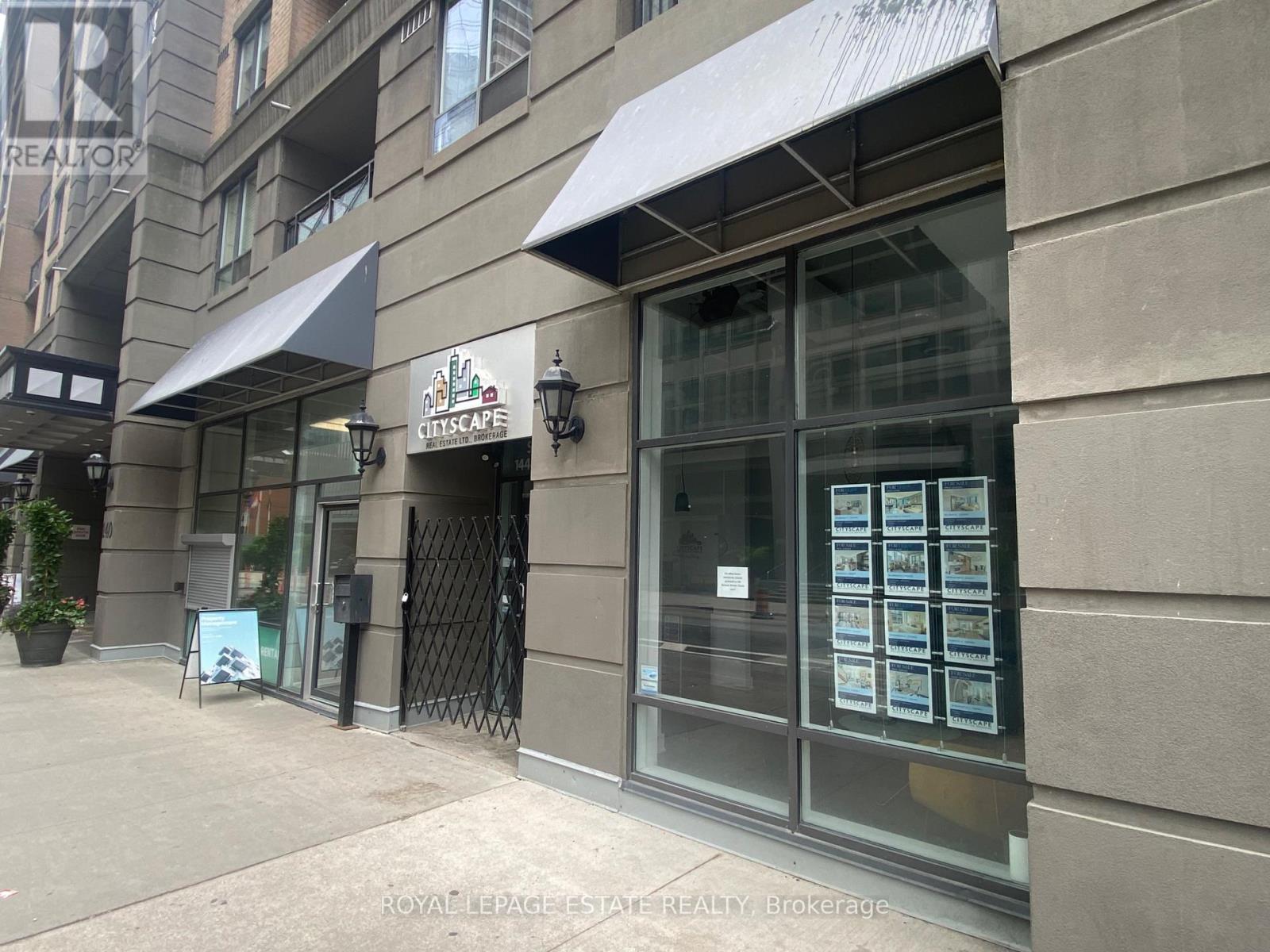 144 Simcoe Street, Toronto, Ontario M5H 1J4 - Photo 2 - C13443934