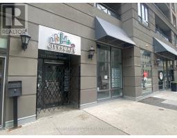 144 SIMCOE STREET, Toronto, Ontario