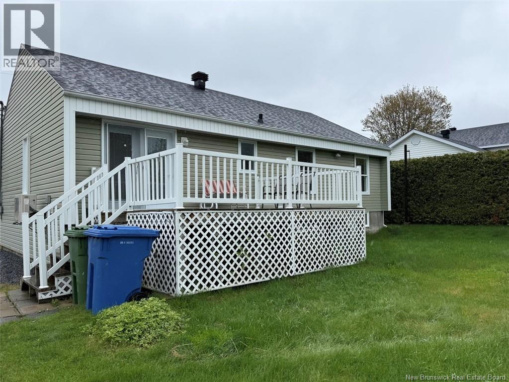 27 Mgr Dionne Avenue, Edmundston, New Brunswick  E3V 4B2 - Photo 19 - NB139591