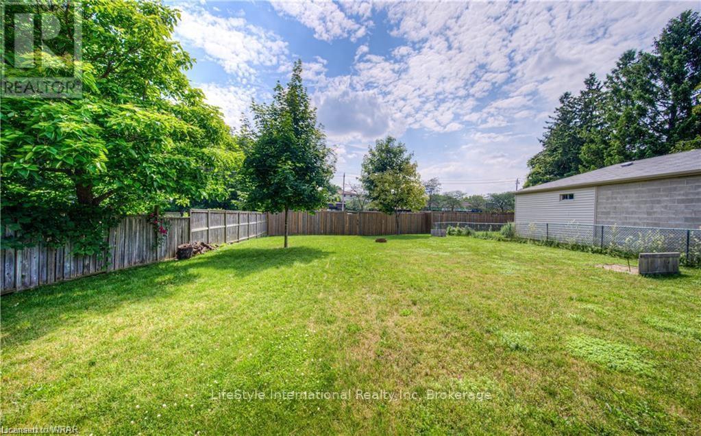 62 Scenic Drive, Kitchener, Ontario  N2A 2P6 - Photo 14 - X13443898