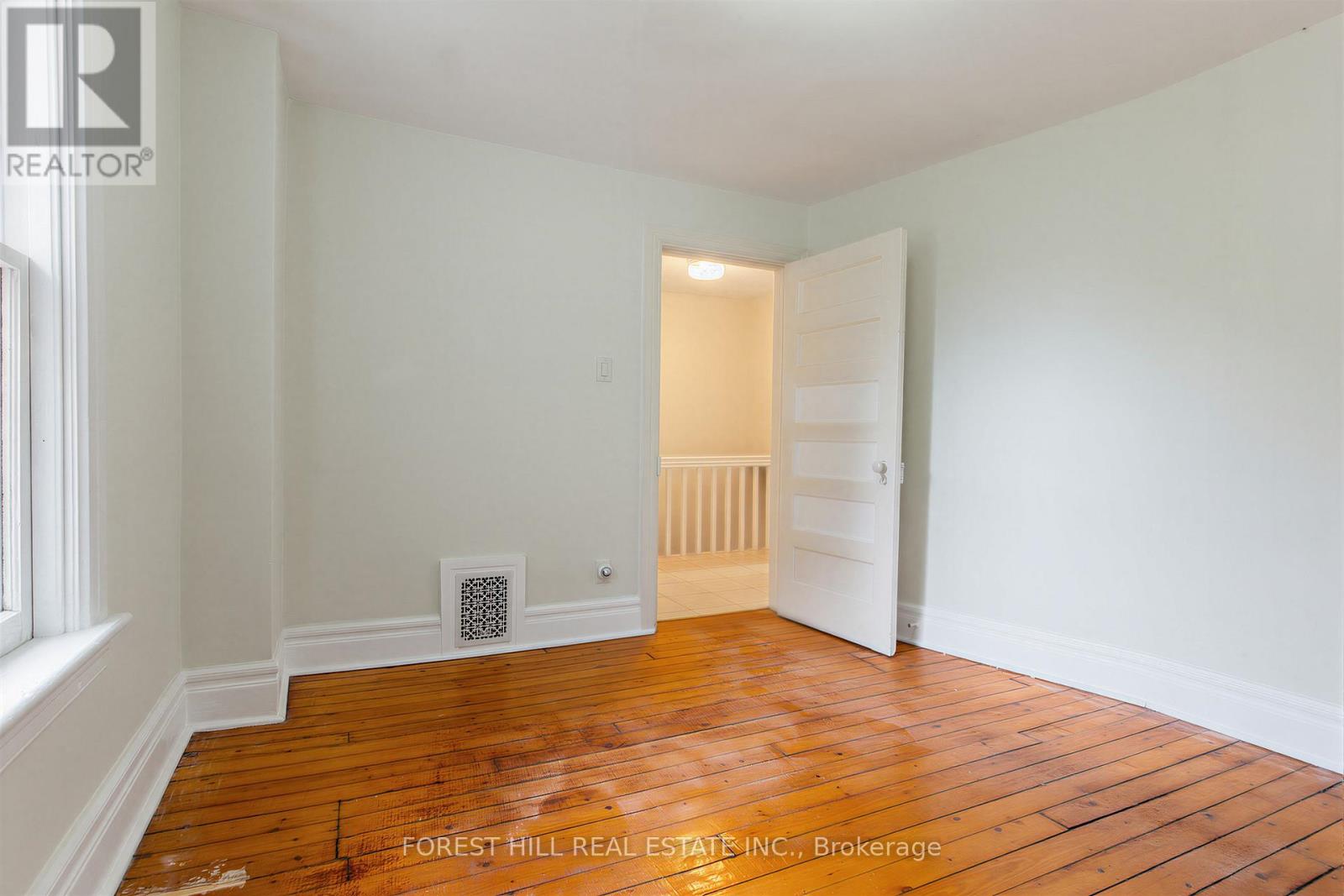 12 Osborne Avenue, Toronto, Ontario  M4E 3A9 - Photo 20 - E13443872