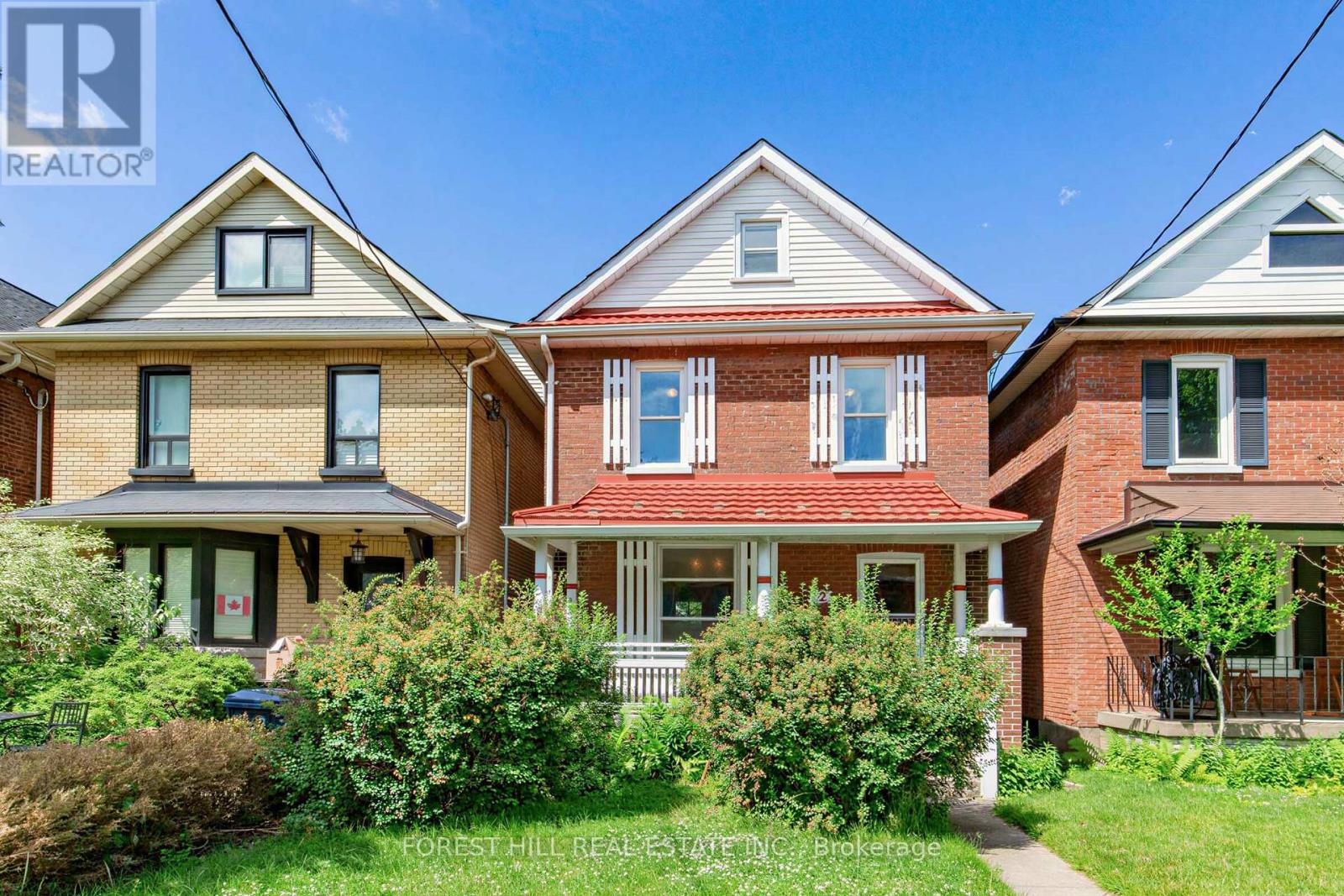 12 Osborne Avenue, Toronto, Ontario  M4E 3A9 - Photo 3 - E13443872