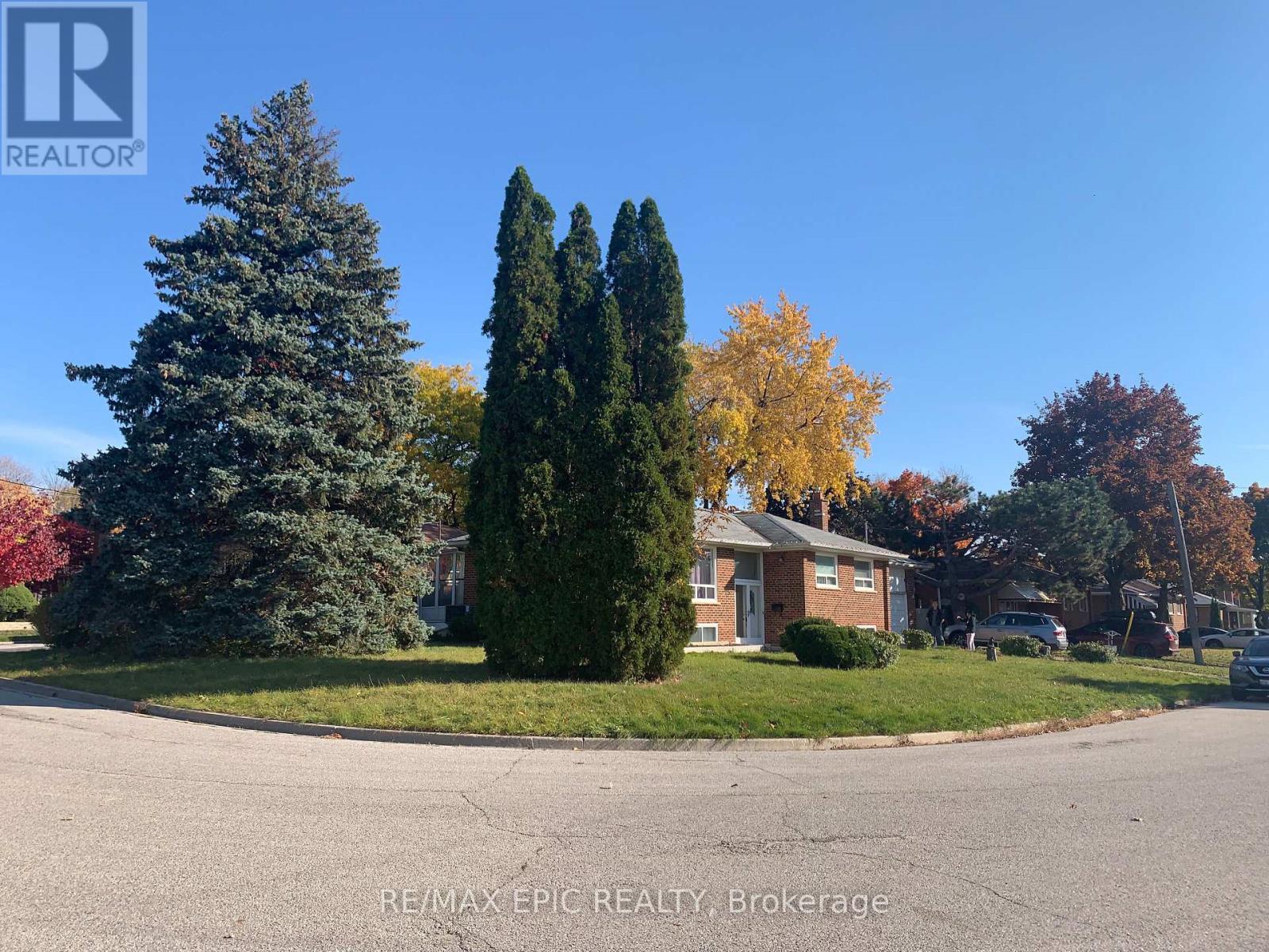 Main - 25 Gentry Crescent, Richmond Hill, Ontario  L4C 2G8 - Photo 14 - N13443930