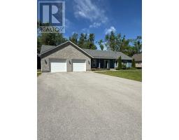 210 MOORINGS DRIVE, Kawartha Lakes, Ontario