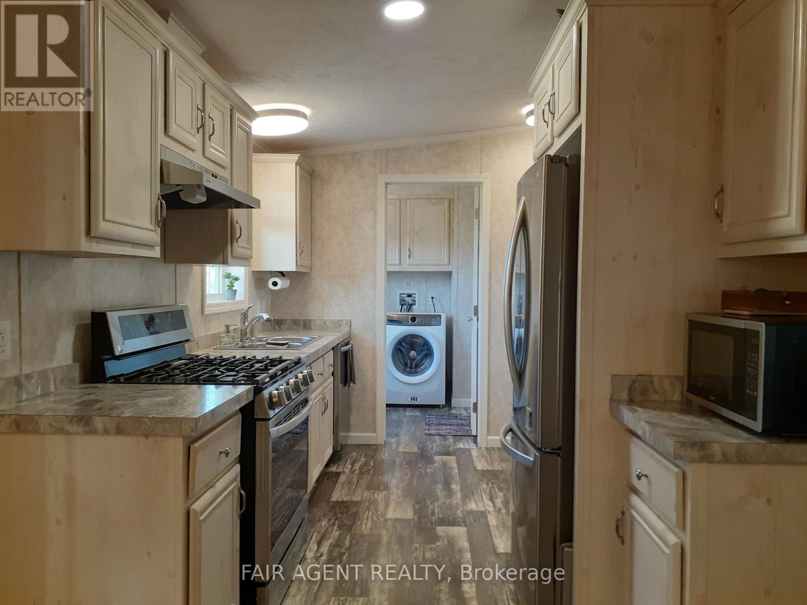 7 Forest Trail, Haldimand, Ontario  N0A 1L0 - Photo 5 - X12851526