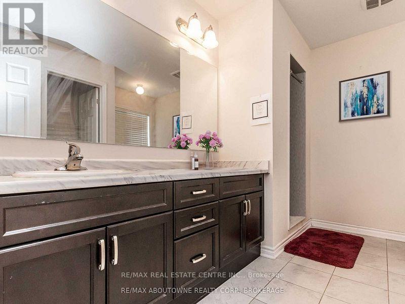 353 Cedar Hedge Road, Milton, Ontario  L9T 8Y4 - Photo 12 - W13443862