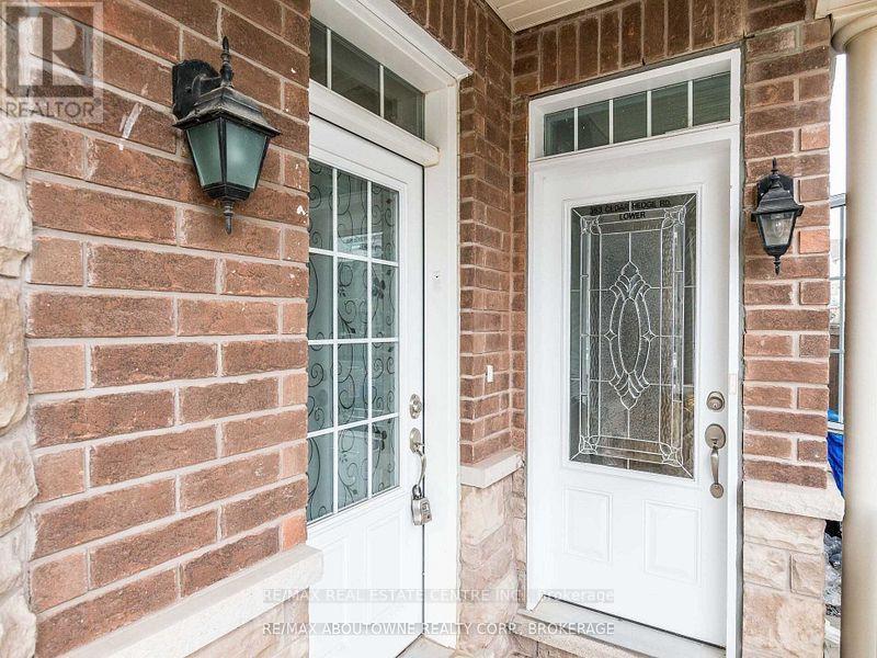 353 Cedar Hedge Road, Milton, Ontario  L9T 8Y4 - Photo 4 - W13443862