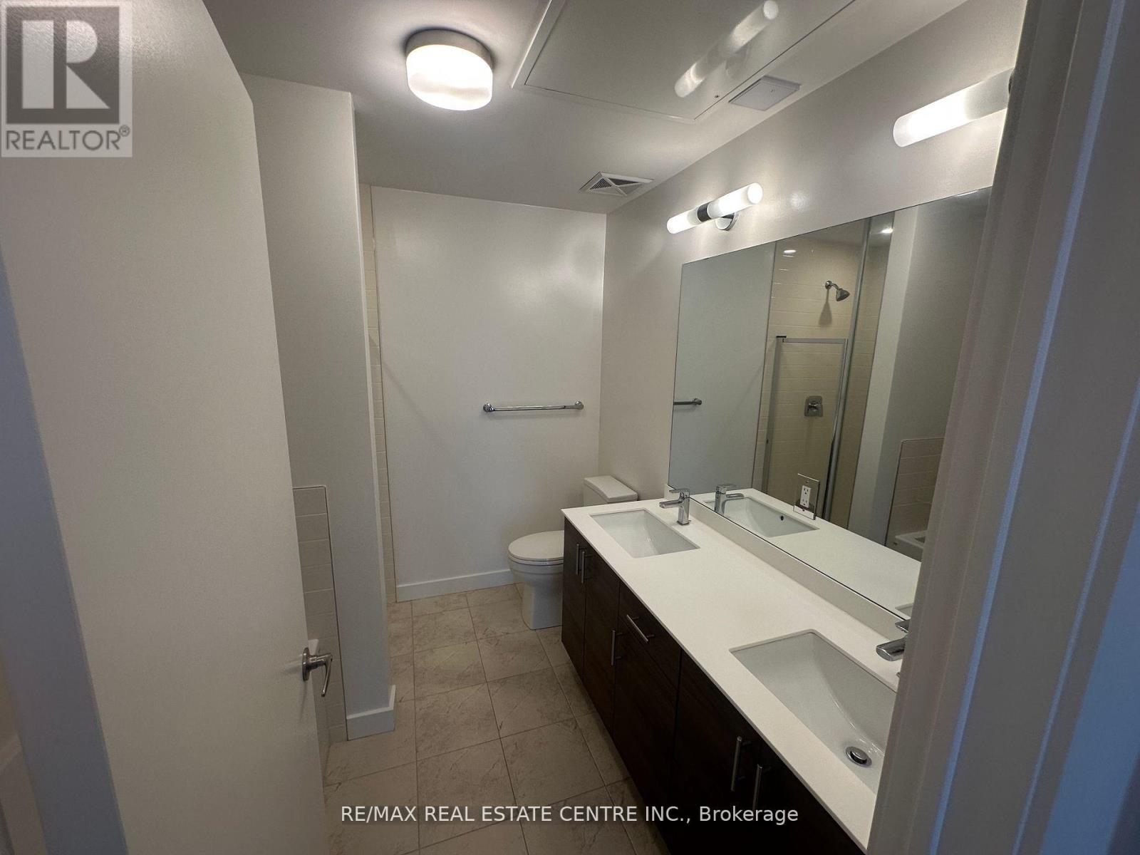 107 - 150 Sabina Drive, Oakville, Ontario  L6H 0W3 - Photo 16 - W13443904