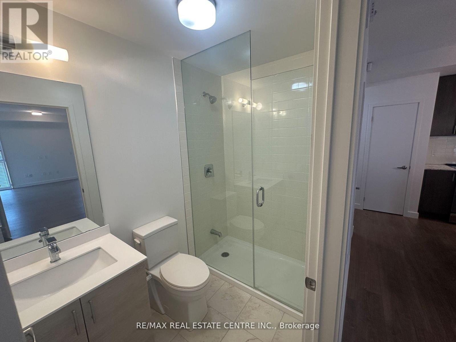 107 - 150 Sabina Drive, Oakville, Ontario  L6H 0W3 - Photo 7 - W13443904