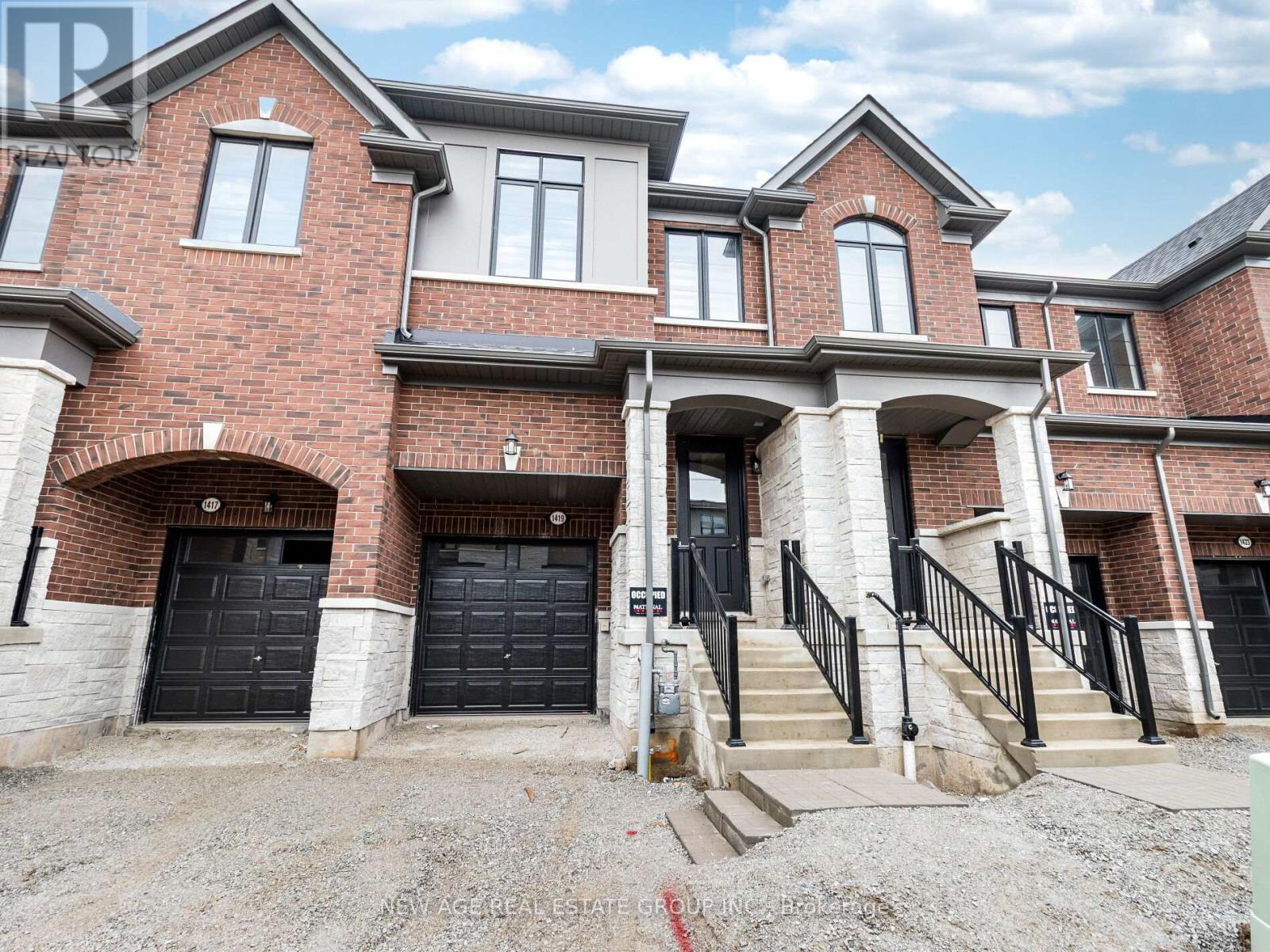 1419 OAKMONT COMMON