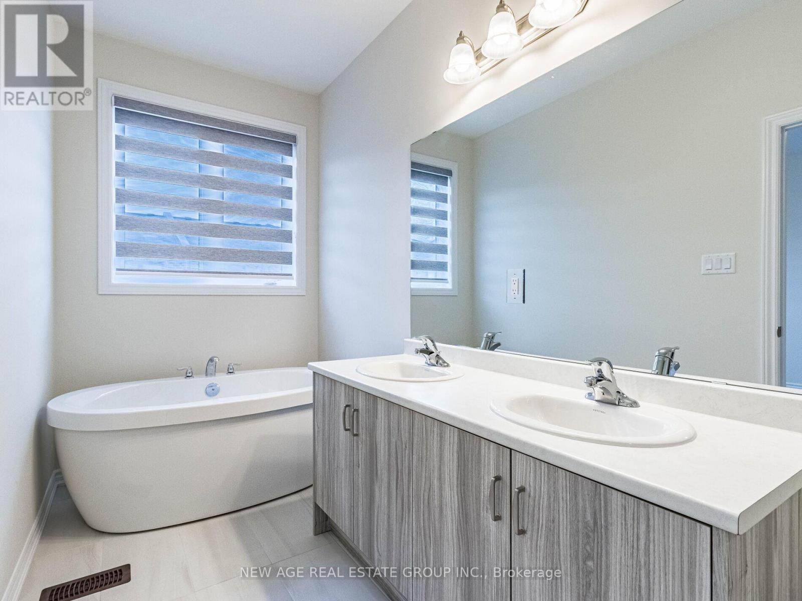 1419 Oakmont Common, Burlington, Ontario  L7P 0V8 - Photo 27 - W13443912